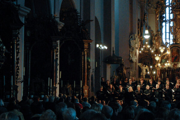 Muzyka kościelna, a muzyka liturgiczna